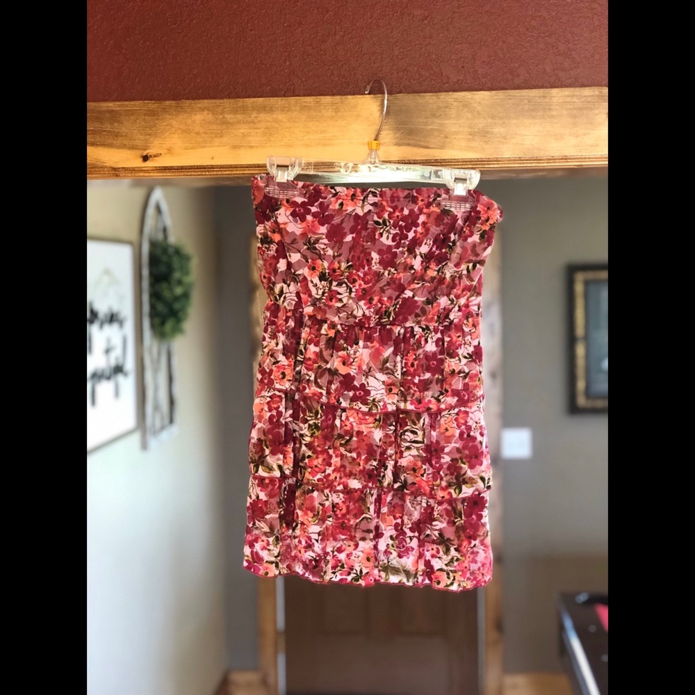 Pink Floral Strapless Top